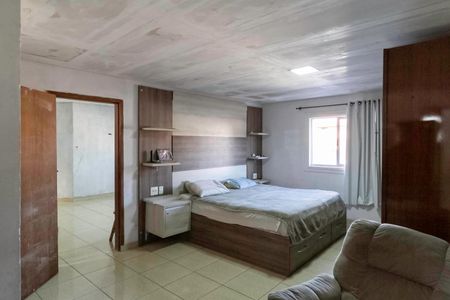 Casa à venda com 360m², 5 quartos e 5 vagasSuíte