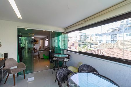 Apartamento para alugar com 202m², 4 quartos e 3 vagasVaranda gourmet