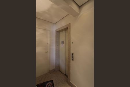 Apartamento para alugar com 202m², 4 quartos e 3 vagasHall privativo