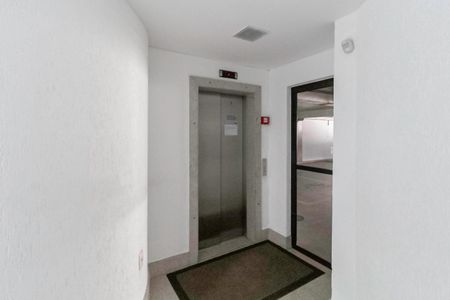 Apartamento para alugar com 202m², 4 quartos e 3 vagasHall social