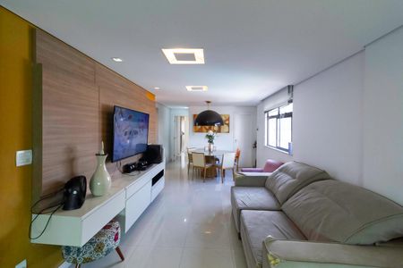 Apartamento para alugar com 202m², 4 quartos e 3 vagasSala