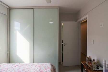 Apartamento para alugar com 202m², 4 quartos e 3 vagasSuíte 2