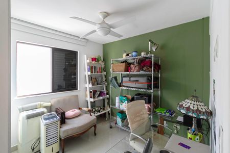 Apartamento para alugar com 202m², 4 quartos e 3 vagasQuarto