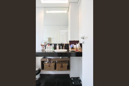 Apartamento para alugar com 202m², 4 quartos e 3 vagasBanheiro da Suíte 2