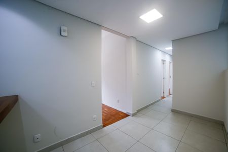 Apartamento à venda com 112m², 3 quartos e 1 vaga Apartamento à venda com 112m², 3 quartos e 1 vagaSala