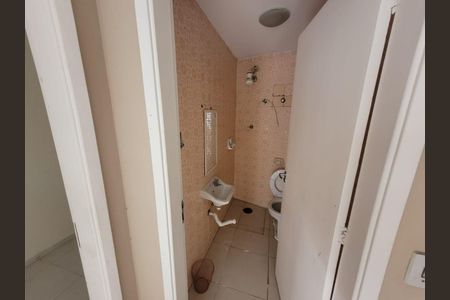 Casa para alugar com 160m², 3 quartos e 4 vagas Casa para alugar com 160m², 3 quartos e 4 vagasBanheiro de Serviço