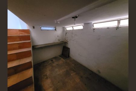 Casa para alugar com 160m², 3 quartos e 4 vagas Casa para alugar com 160m², 3 quartos e 4 vagasPorão da área de serviço