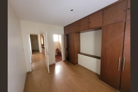 Casa para alugar com 160m², 3 quartos e 4 vagas Casa para alugar com 160m², 3 quartos e 4 vagasQuarto Suíte