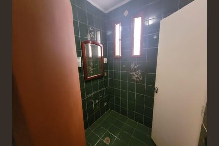 Casa para alugar com 160m², 3 quartos e 4 vagas Casa para alugar com 160m², 3 quartos e 4 vagasBanheiro Social