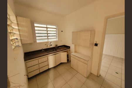 Casa para alugar com 160m², 3 quartos e 4 vagas Casa para alugar com 160m², 3 quartos e 4 vagasCozinha