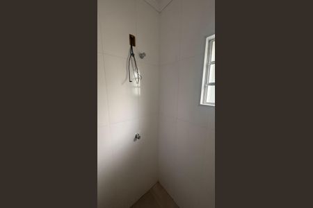 Casa à venda com 120m², 3 quartos e 2 vagasBanheiro