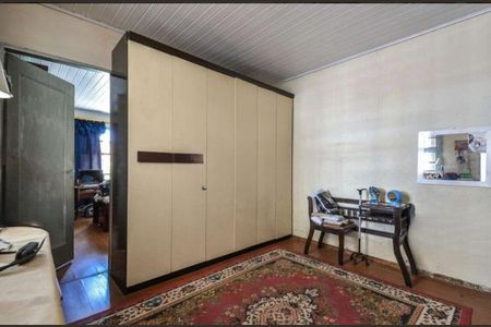 Casa para alugar com 300m², 2 quartos e 2 vagasQuarto