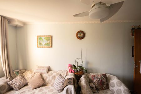 Apartamento à venda com 48m², 2 quartos e 1 vaga Apartamento à venda com 48m², 2 quartos e 1 vagaSala