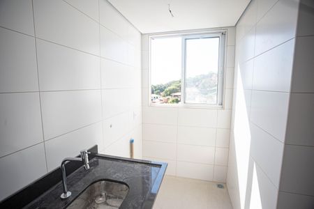 Apartamento à venda com 130m², 2 quartos e 2 vagas Apartamento à venda com 130m², 2 quartos e 2 vagasCozinha