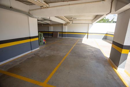 Apartamento à venda com 130m², 2 quartos e 2 vagas Apartamento à venda com 130m², 2 quartos e 2 vagasGaragem