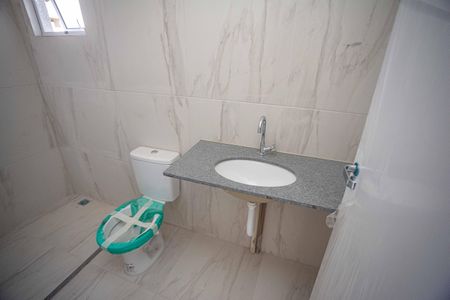 Apartamento à venda com 130m², 2 quartos e 2 vagas Apartamento à venda com 130m², 2 quartos e 2 vagasBanheiro da Suíte 1