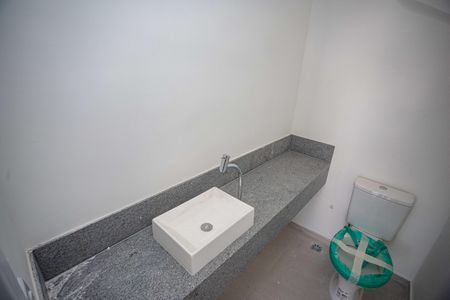 Apartamento à venda com 130m², 2 quartos e 2 vagas Apartamento à venda com 130m², 2 quartos e 2 vagasLavabo 2° Andar