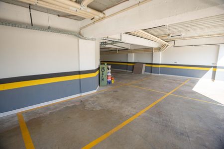 Apartamento à venda com 130m², 2 quartos e 2 vagas Apartamento à venda com 130m², 2 quartos e 2 vagasGaragem