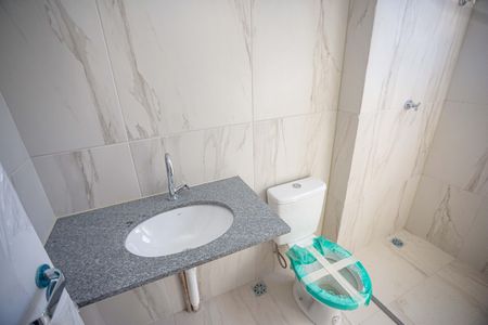 Apartamento à venda com 130m², 2 quartos e 2 vagas Apartamento à venda com 130m², 2 quartos e 2 vagasBanheiro da Suíte 2