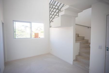 Apartamento à venda com 130m², 2 quartos e 2 vagas Apartamento à venda com 130m², 2 quartos e 2 vagasSala