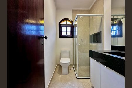 Casa para alugar com 170m², 3 quartos e 2 vagas Casa para alugar com 170m², 3 quartos e 2 vagasBanheiro Social