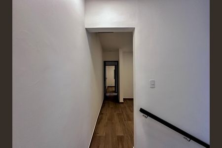 Casa para alugar com 170m², 3 quartos e 2 vagas Casa para alugar com 170m², 3 quartos e 2 vagasCorredor Quartos