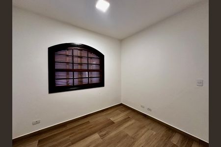 Casa para alugar com 170m², 3 quartos e 2 vagas Casa para alugar com 170m², 3 quartos e 2 vagasQuarto