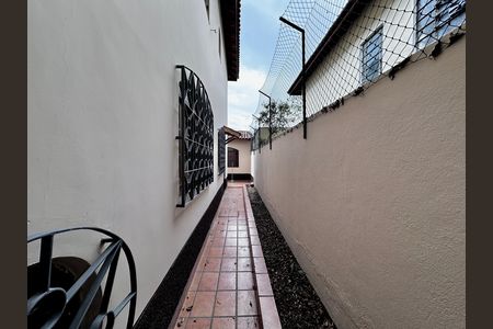 Casa para alugar com 170m², 3 quartos e 2 vagas Casa para alugar com 170m², 3 quartos e 2 vagasQuintal