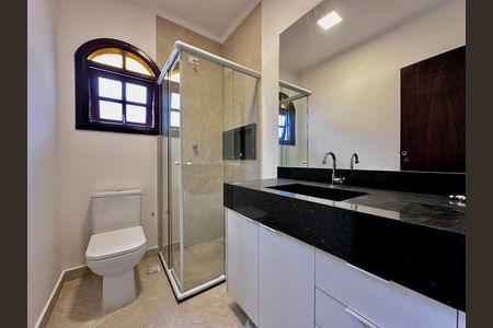 Casa para alugar com 170m², 3 quartos e 2 vagas Casa para alugar com 170m², 3 quartos e 2 vagasBanheiro Social