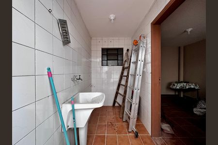Casa para alugar com 170m², 3 quartos e 2 vagas Casa para alugar com 170m², 3 quartos e 2 vagasÁrea de Serviço