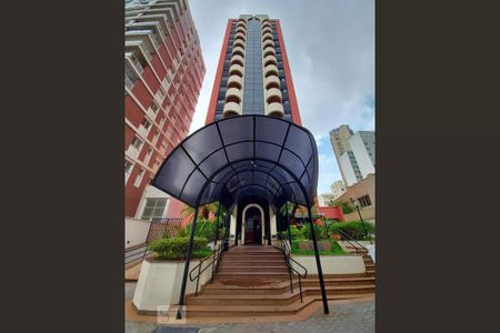 Apartamento para alugar com 43m², 1 quarto e 1 vagaFachada