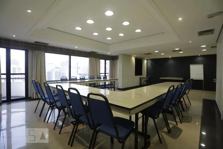 Apartamento para alugar com 43m², 1 quarto e 1 vagaEspaço de Reunião
