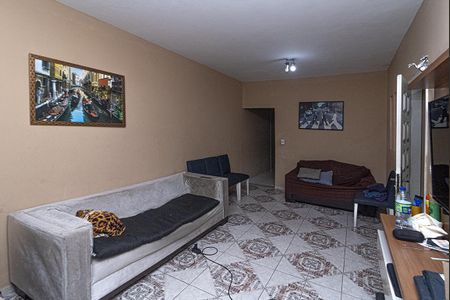 Casa à venda com 200m², 4 quartos e 2 vagas Casa à venda com 200m², 4 quartos e 2 vagasSala