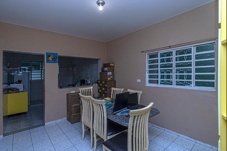 Casa à venda com 200m², 4 quartos e 2 vagas Casa à venda com 200m², 4 quartos e 2 vagasCopa
