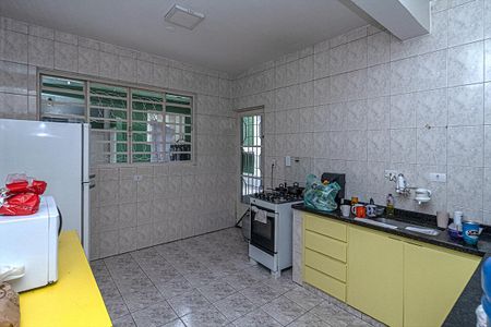 Casa à venda com 200m², 4 quartos e 2 vagas Casa à venda com 200m², 4 quartos e 2 vagasCozinha