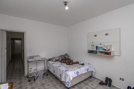 Casa à venda com 200m², 4 quartos e 2 vagas Casa à venda com 200m², 4 quartos e 2 vagasQuarto 4