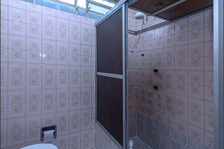 Casa à venda com 200m², 4 quartos e 2 vagas Casa à venda com 200m², 4 quartos e 2 vagasBanheiro Social 2