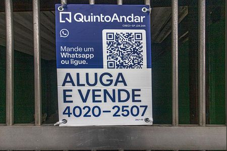 Casa à venda com 200m², 4 quartos e 2 vagas Casa à venda com 200m², 4 quartos e 2 vagasPlaca