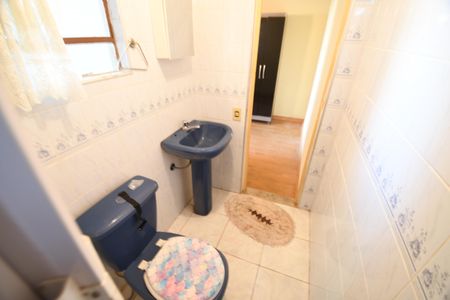 Casa à venda com 200m², 3 quartos e 3 vagasBanheiro de serviço