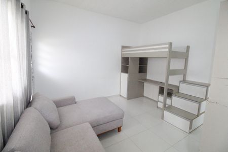 Apartamento para alugar com 20m², 1 quarto e sem vagaSala / Quarto