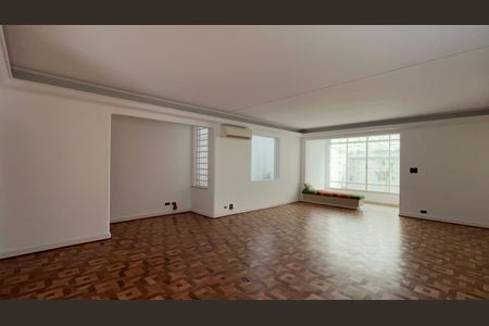 Casa para alugar com 400m², 3 quartos e 7 vagasSala