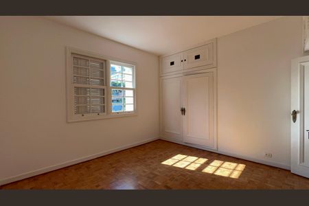 Casa para alugar com 400m², 3 quartos e 7 vagasQuarto