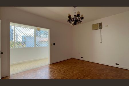 Casa para alugar com 400m², 3 quartos e 7 vagasSuíte 1