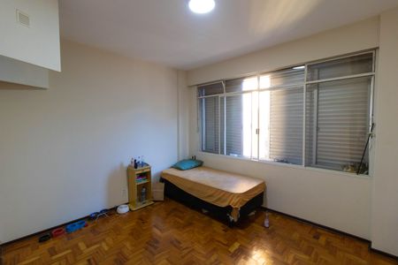 Apartamento à venda com 90m², 2 quartos e sem vagaQuarto 02