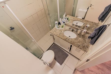 Apartamento à venda com 77m², 2 quartos e 1 vagaBanheiro da Suíte