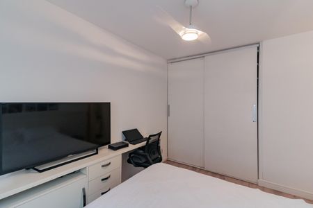 Apartamento à venda com 77m², 2 quartos e 1 vagaSuíte