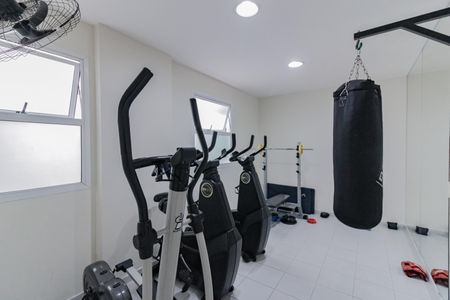 Apartamento à venda com 77m², 2 quartos e 1 vagaÁrea comum - Academia