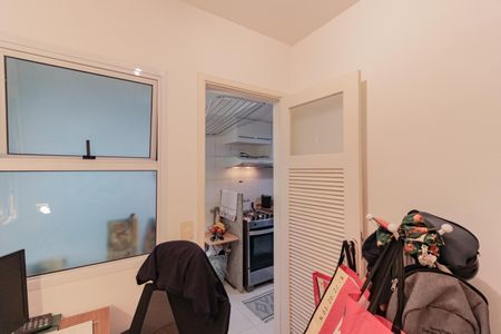 Apartamento à venda com 77m², 2 quartos e 1 vagaQuarto de Serviço/Escritório