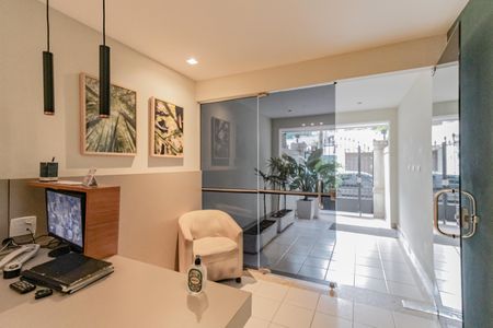 Apartamento à venda com 77m², 2 quartos e 1 vagaHall de entrada