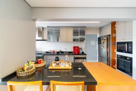 Apartamento para alugar com 240m², 3 quartos e 3 vagas Apartamento para alugar com 240m², 3 quartos e 3 vagasCozinha